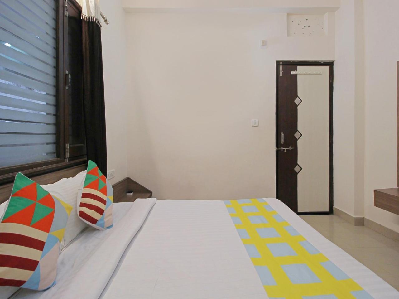 Elegant 1Br Stay In Mount Abu Central Экстерьер фото