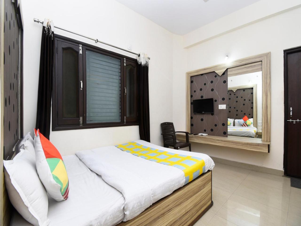 Elegant 1Br Stay In Mount Abu Central Экстерьер фото